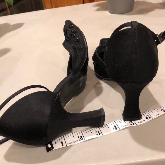 Evening shoes with beads - Picture 4 of 8